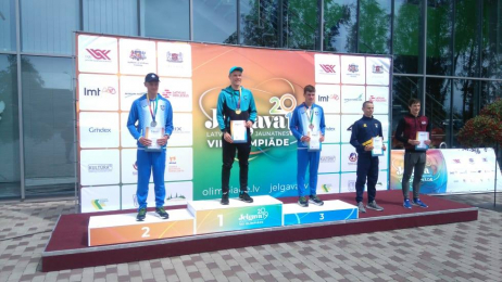 Latvijas Jaunatnes olimpiādē uzvar rīdziniece Maskava un Liepa no Carnikavas, Gajevskis triumfē Traķu triatlonā