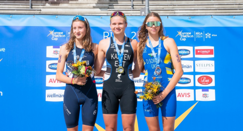 Ar igauņu sportistu uzvarām noslēdzies Rīgas Triatlons 2024